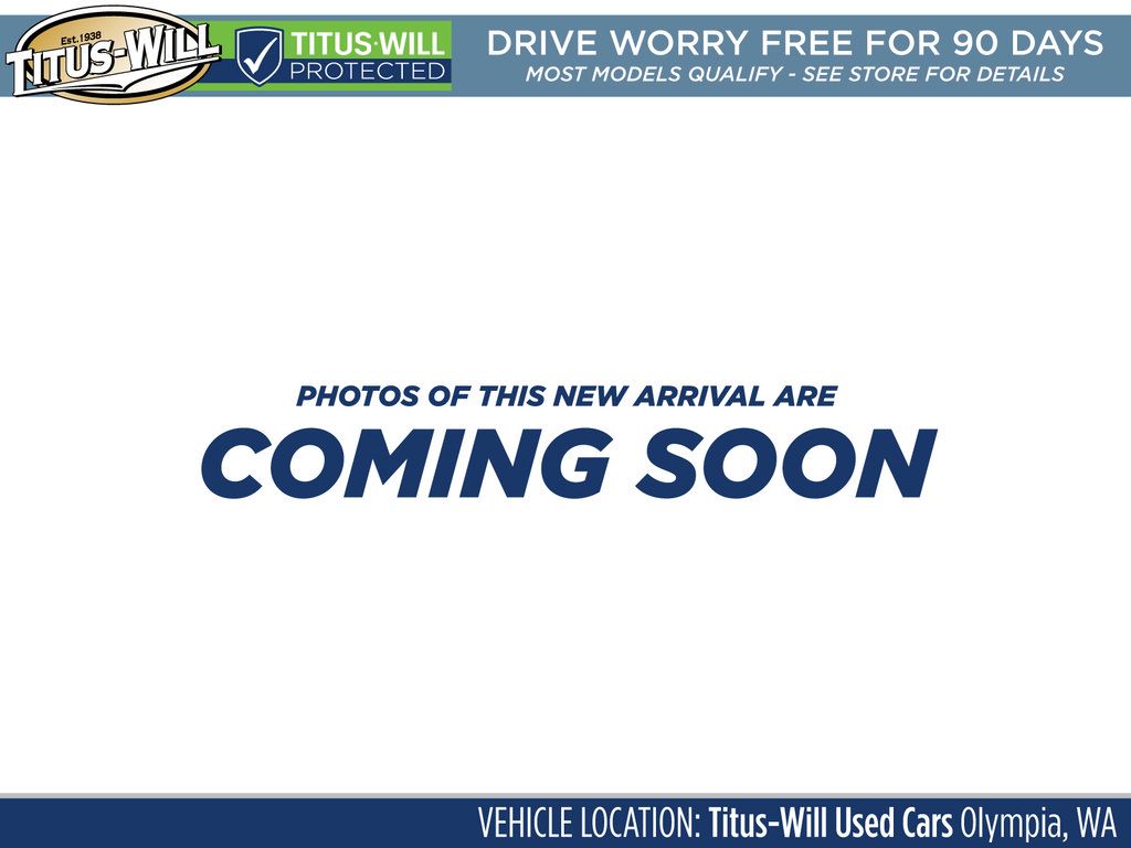 Used 2025 Hyundai Venue SEL FWD image 1