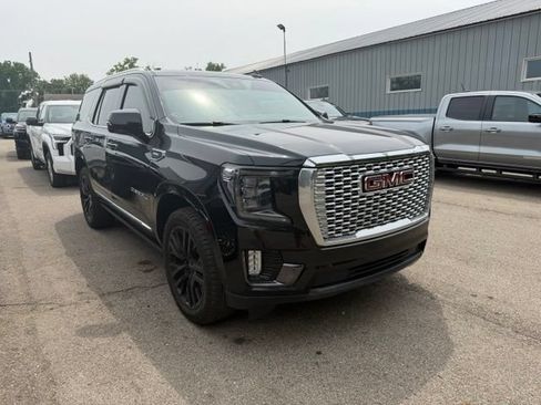 Used 2019 GMC Sierra 1500 AT4 w/ AT4 Premium Package AWD/4WD image 4