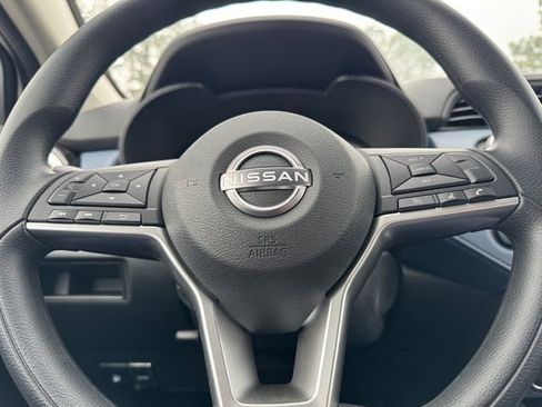 New 2025 Nissan Versa SV w/ Trunk Package FWD image 14