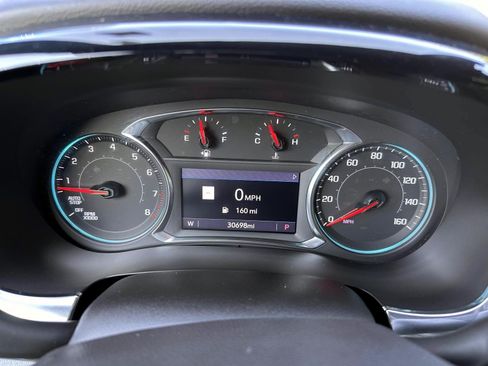 Used 2023 Chevrolet Traverse RS AWD/4WD image 18