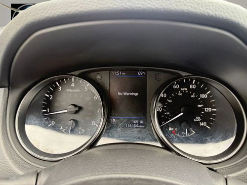 Used 2018 Nissan Rogue S FWD image 24