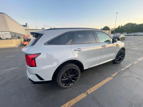 Used 2023 Kia Sorento SX FWD image 8