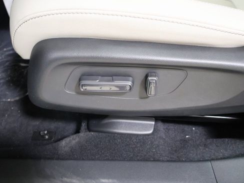 New 2026 Honda HR-V EX-L image 15