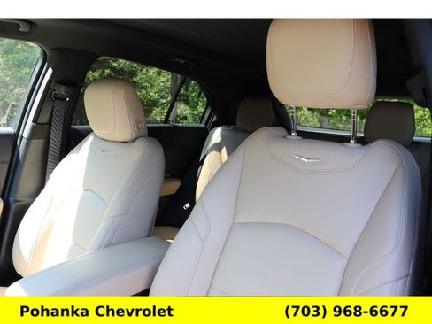 Used 2024 Cadillac XT4 Luxury w/ Cold Weather Package AWD/4WD image 24