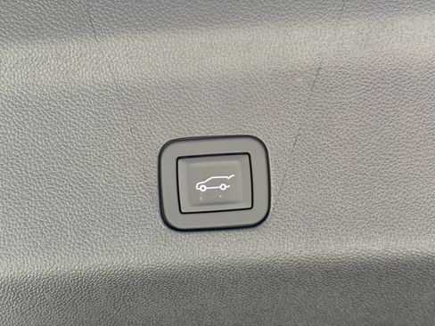 New 2026 Cadillac Escalade Platinum Sport AWD/4WD image 11