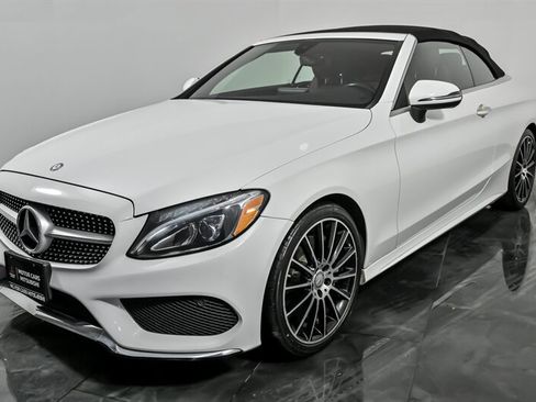 Used 2017 Mercedes-Benz C 300 Cabriolet image 5