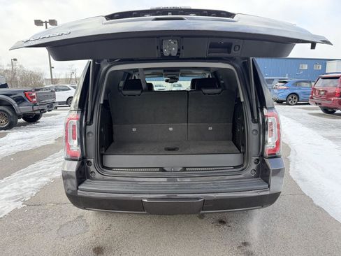 Used 2016 GMC Yukon SLT w/ Open Road Package image 28