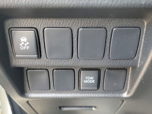 Certified 2020 Nissan Pathfinder S image 31