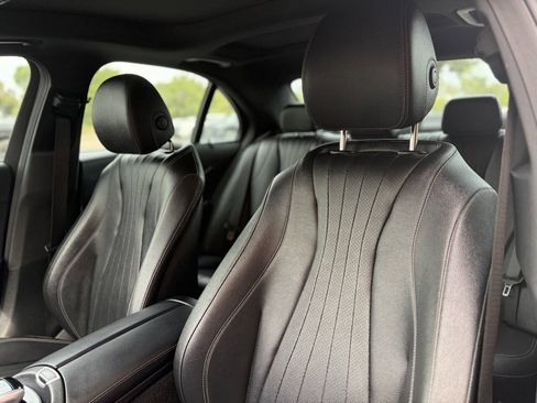 Used 2017 Mercedes-Benz E 300 4MATIC image 16
