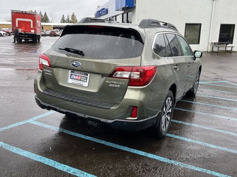 Used 2017 Subaru Outback 2.5i Limited image 5