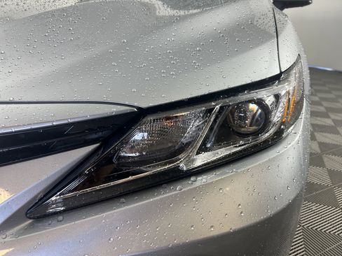 Used 2023 Toyota Camry LE FWD image 11