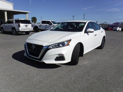Used 2022 Nissan Altima 2.5 SV FWD image 17