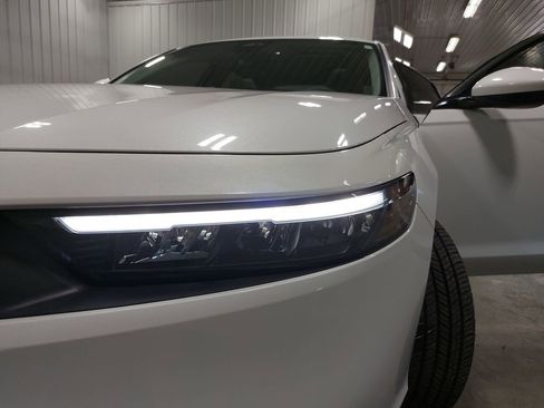 Used 2024 Honda Accord EX image 31