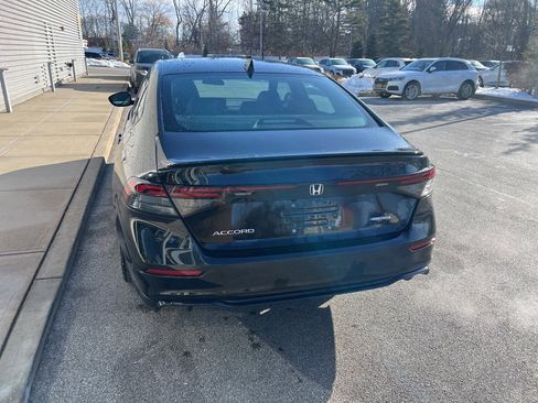 Used 2023 Honda Accord Sport image 37