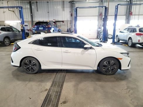 Used 2017 Honda Civic EX image 8