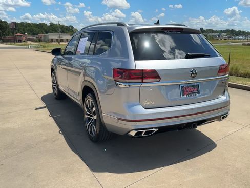 Used 2022 Volkswagen Atlas SEL Premium image 7