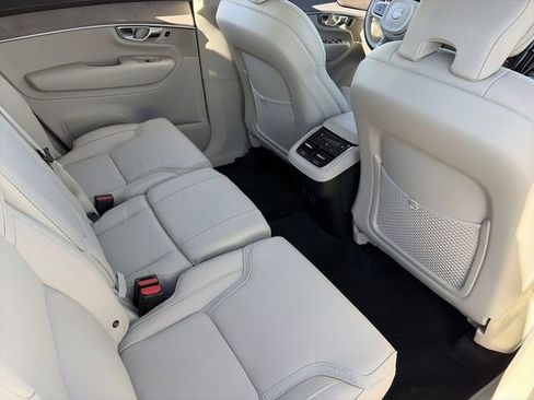 New 2026 Volvo XC90 B6 Ultra w/ Protection Package AWD/4WD image 15