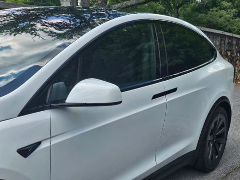 Used 2023 Tesla Model X AWD/4WD image 20