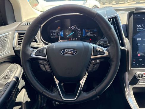 Used 2022 Ford Edge Titanium AWD/4WD image 24