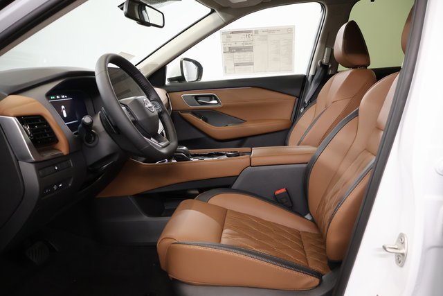 New 2026 Nissan Rogue Platinum AWD/4WD image 11