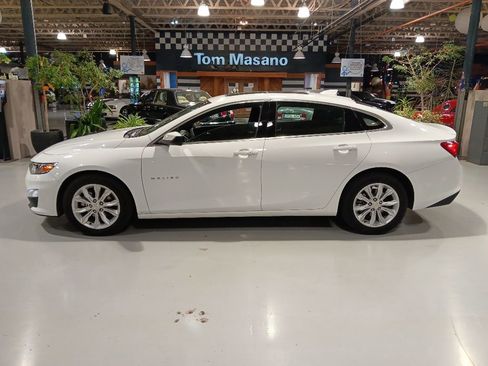 Used 2024 Chevrolet Malibu LT FWD image 9