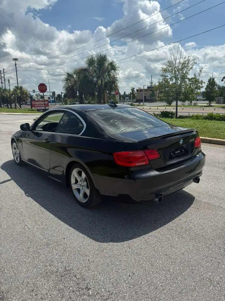 Used 2011 BMW 335i Coupe RWD image 4