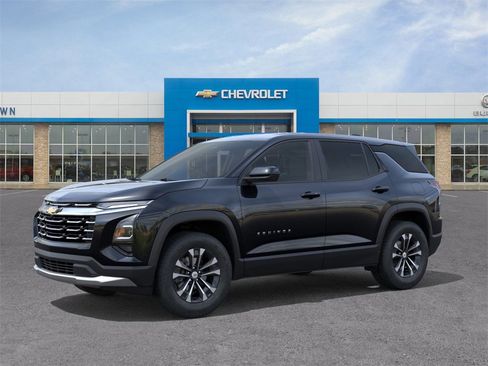 New 2026 Chevrolet Equinox LT w/ Convenience Package II image 2