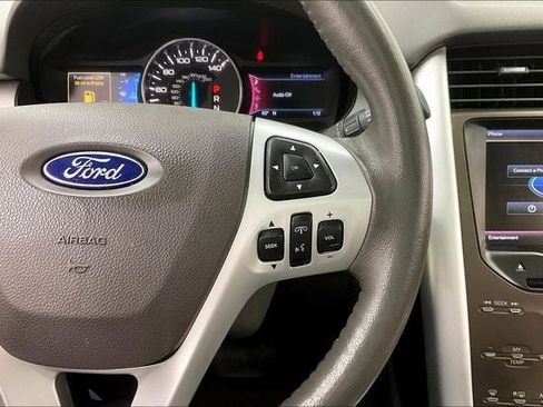 Used 2013 Ford Edge SEL image 24