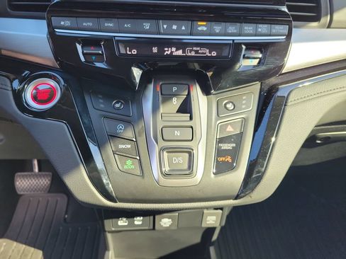 Certified 2026 Honda Odyssey Touring image 39
