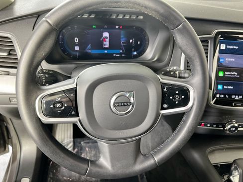 Used 2023 Volvo XC90 B5 Core AWD/4WD image 11