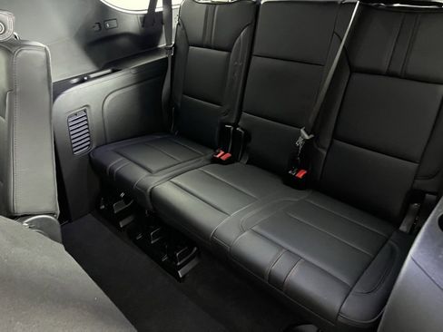 Used 2025 Chevrolet Suburban RST w/ Sun And Tow Package image 27