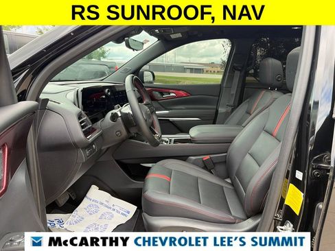 Used 2024 Chevrolet Traverse RS FWD image 53