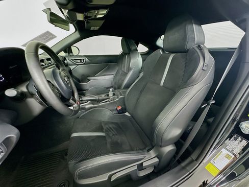 Used 2024 Toyota GR86 Premium RWD image 20