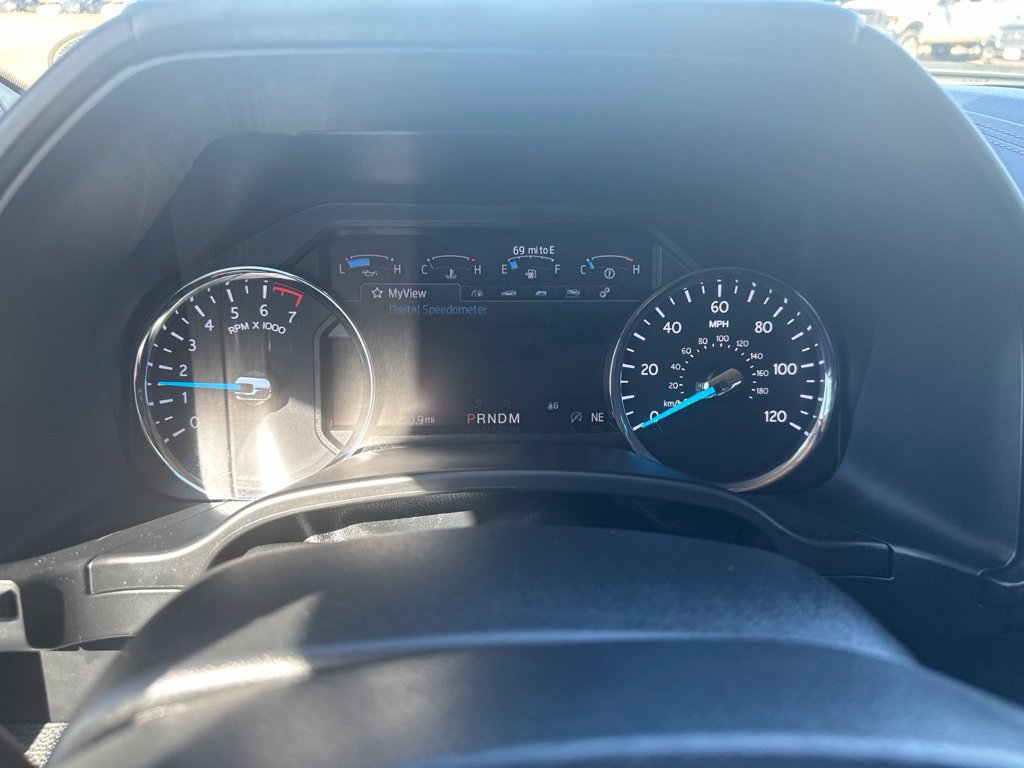 Used 2020 Ford Expedition Max Platinum AWD/4WD image 2