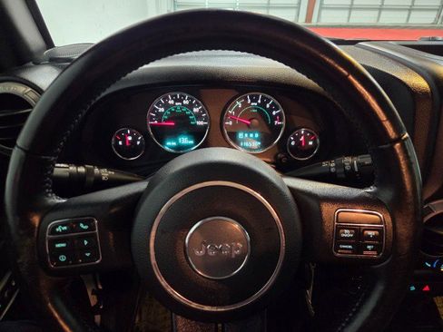 Used 2015 Jeep Wrangler Unlimited Sport w/ Quick Order Package 24S image 39