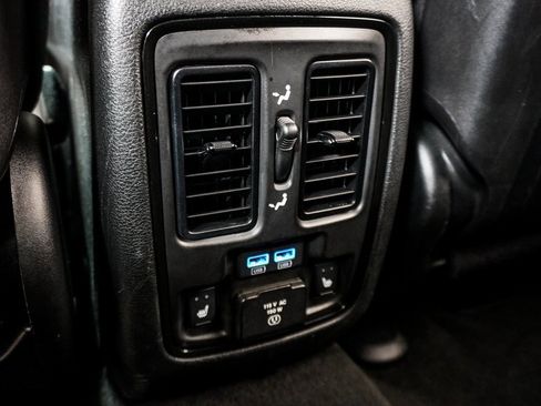 Used 2022 Dodge Durango R/T w/ Blacktop Package image 10