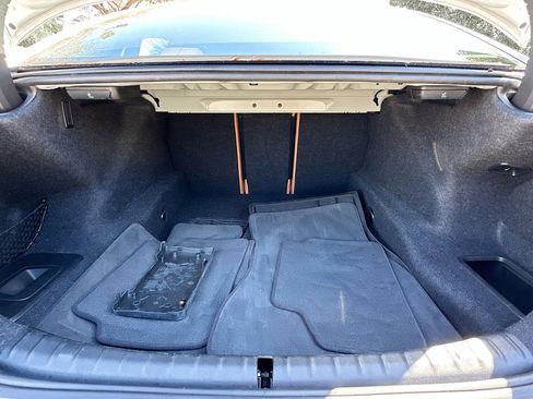 Used 2023 BMW 530i w/ Premium Package image 28