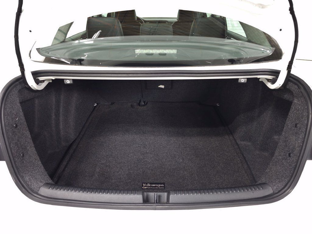 Used 2015 Volkswagen Jetta SE FWD image 7