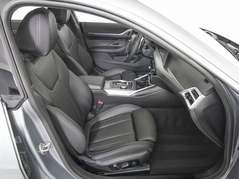 Used 2025 BMW 430i xDrive w/ Premium Package image 9