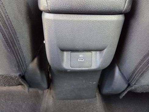 Used 2024 Nissan Versa SV FWD image 15