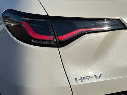 Used 2023 Honda HR-V EX-L image 34