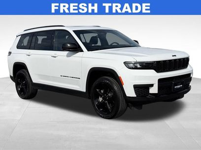 Used 2023 Jeep Grand Cherokee L Laredo