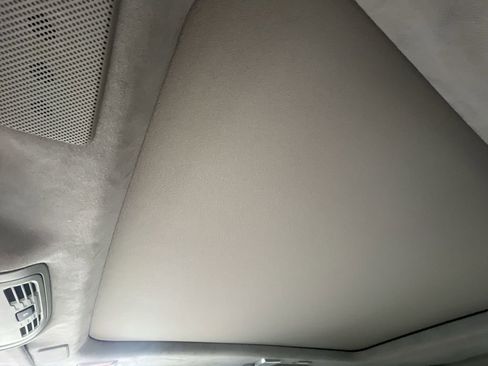 Used 2022 Cadillac Escalade ESV Premium Luxury Platinum w/ Heavy-Duty Trailer Package image 11