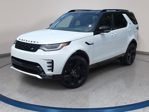 Certified 2025 Land Rover Discovery Dynamic SE AWD/4WD image 1