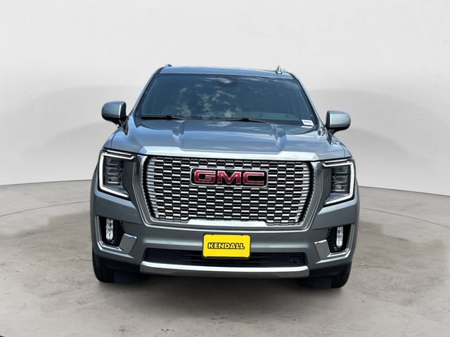 Used 2023 GMC Yukon XL Denali w/ Denali Reserve Package AWD/4WD image 2