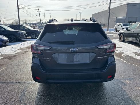 Used 2023 Subaru Outback Premium image 13