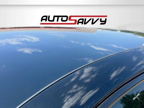 Used 2025 Cadillac Lyriq Sport AWD/4WD image 22