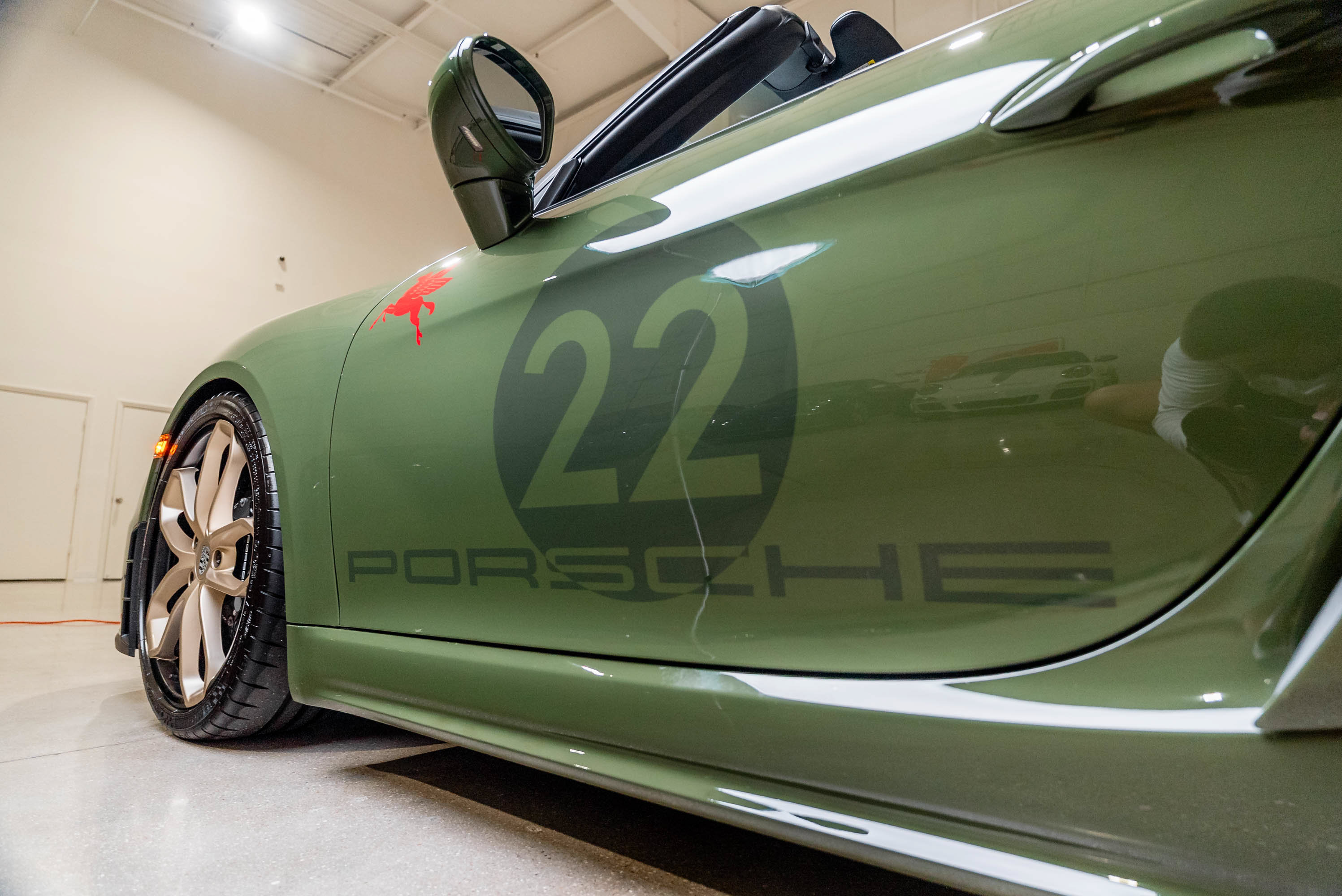 Used 2022 Porsche 718 Boxster Spyder RWD image 39