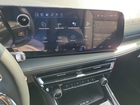 New 2026 Chevrolet Traverse LT image 7