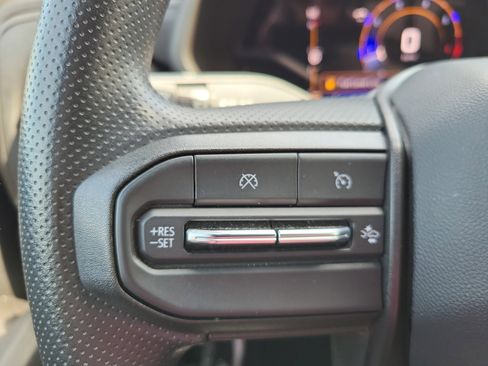 Used 2023 Chevrolet Colorado Trail Boss w/ Technology Package image 28